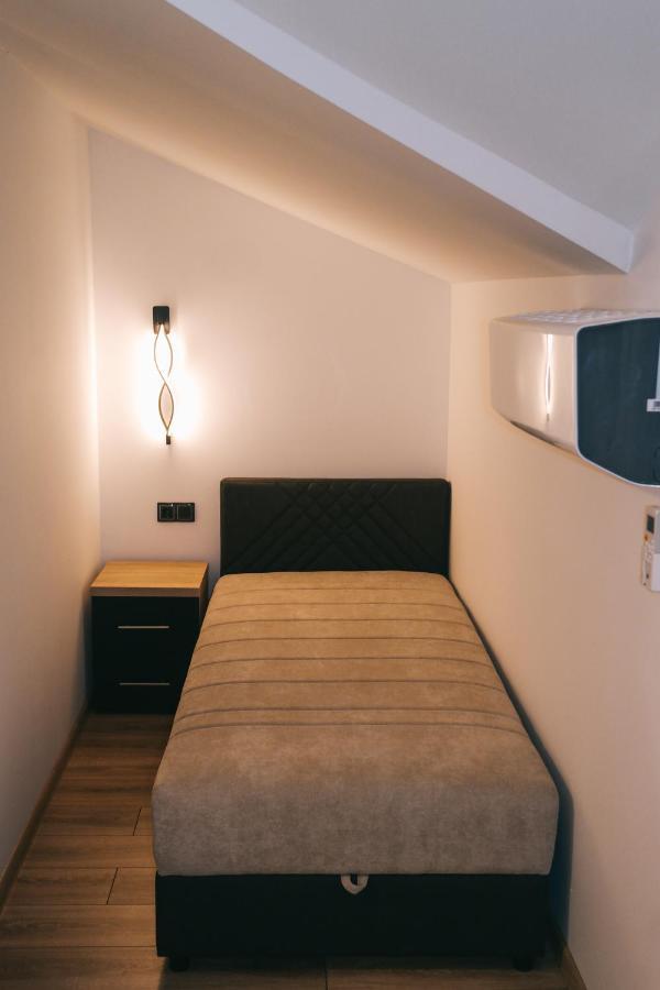 Bed and Breakfast Prenociste & Restoran - Kasic Brodarevo Esterno foto