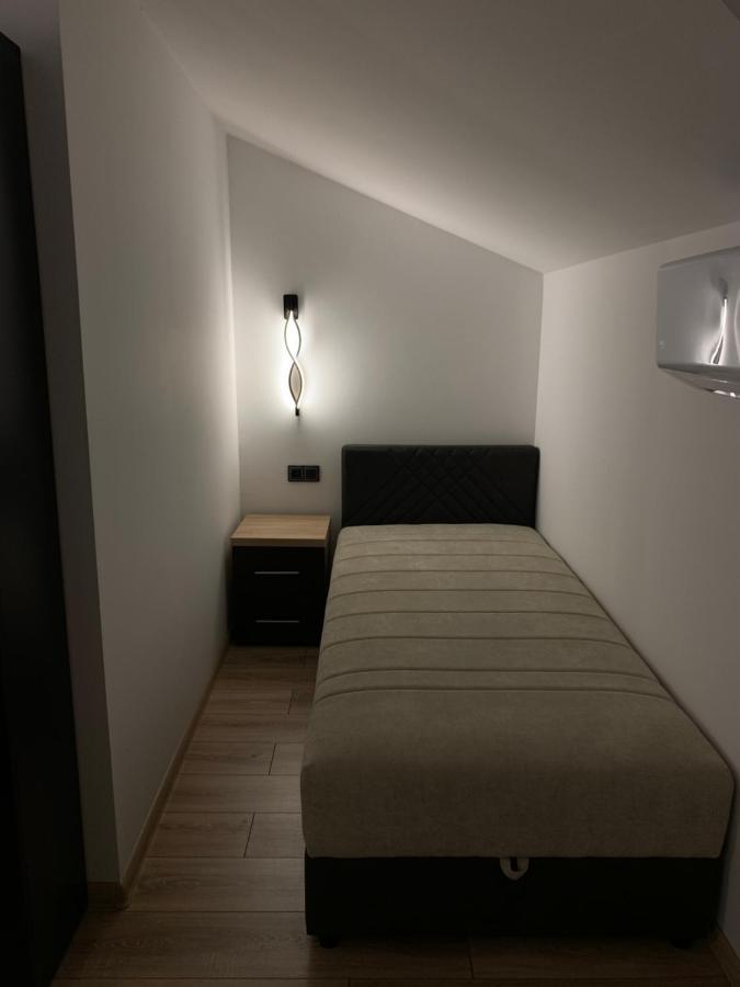 Bed and Breakfast Prenociste & Restoran - Kasic Brodarevo Esterno foto