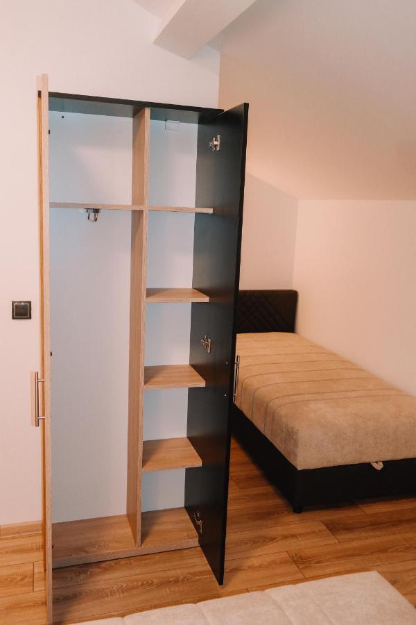 Bed and Breakfast Prenociste & Restoran - Kasic Brodarevo Esterno foto